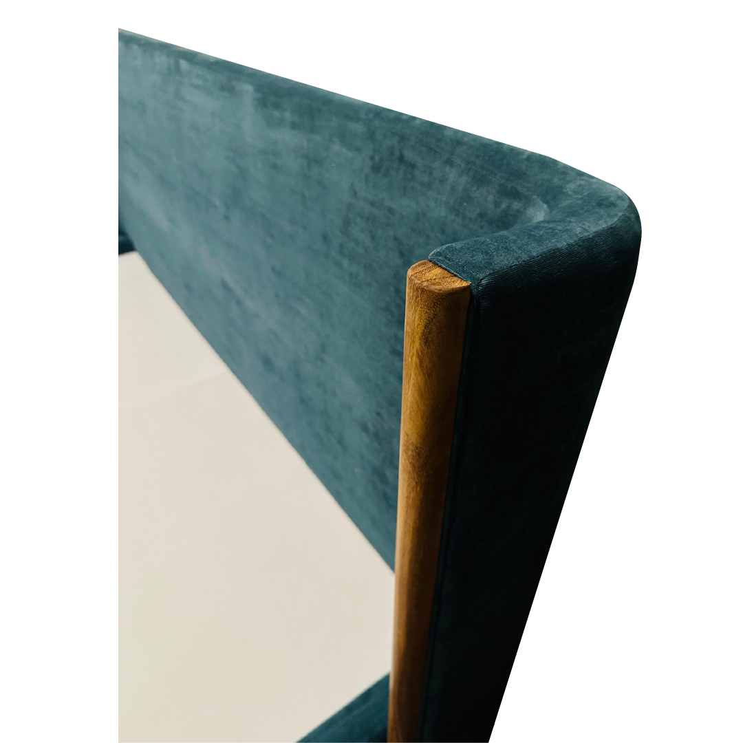 Cama 'Moises' | Madera Parota y Tapicería Tela