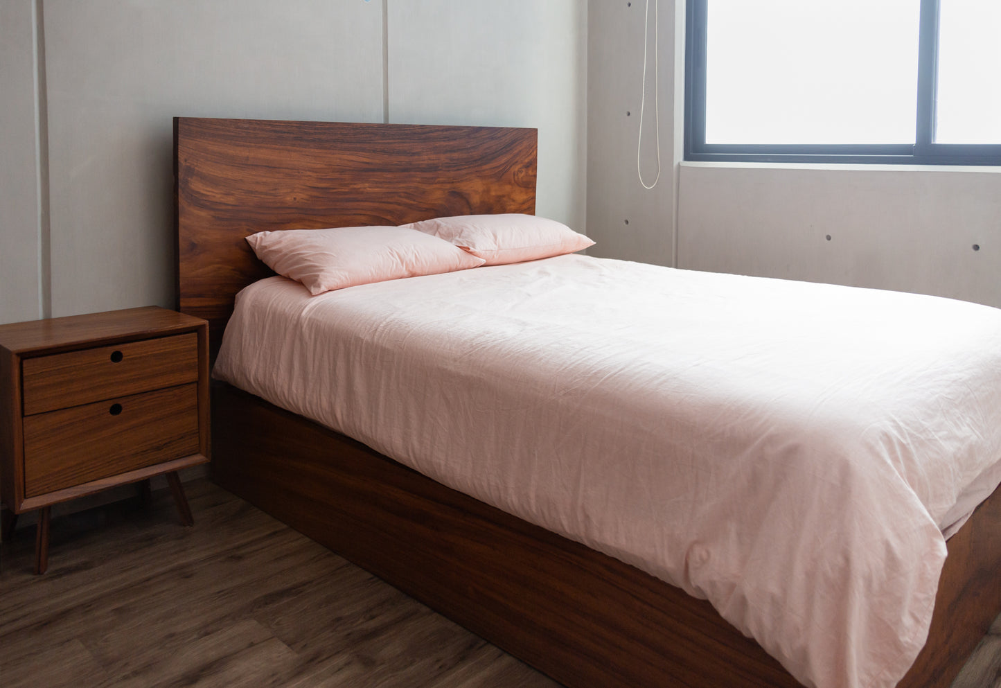 Karina bed